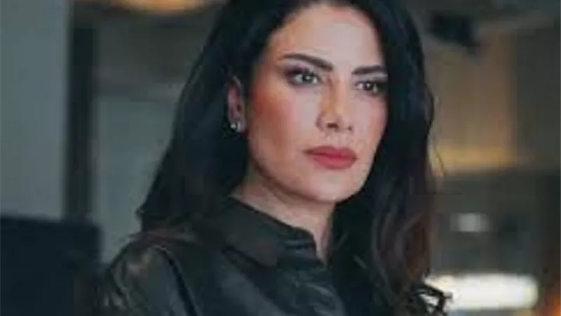 الموت يفجع الفنانة صبا مبارك