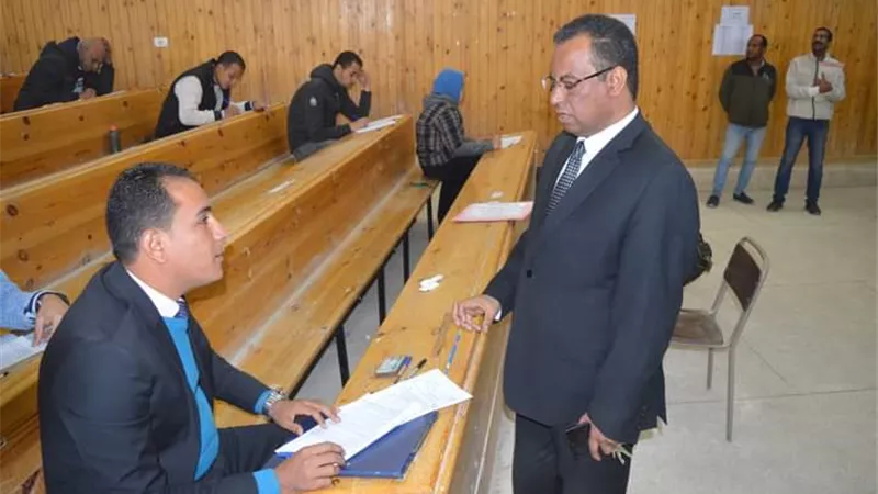 انتظام أعمال امتحانات الدراسات العليا بحقوق قنا