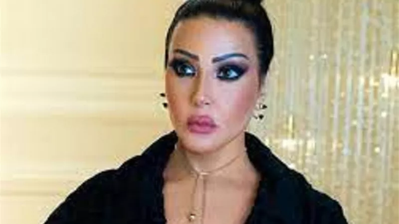 سمية الخشاب : 