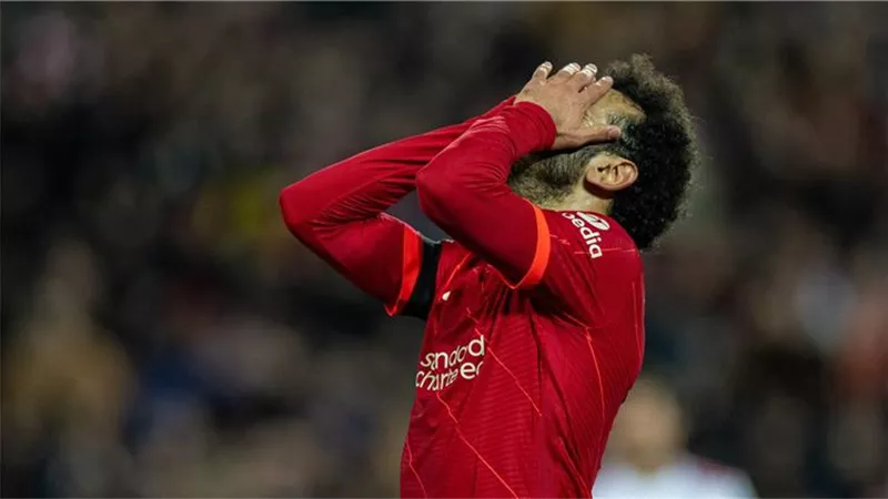 محمد صلاح خارج قائمة المرشحين للتشكيل المثالي في 2022