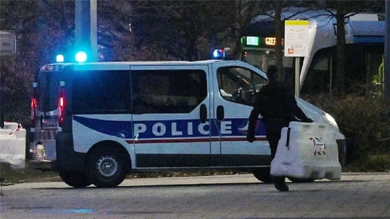 العثور على جزء من جثة بشرية بحديقة في باريس