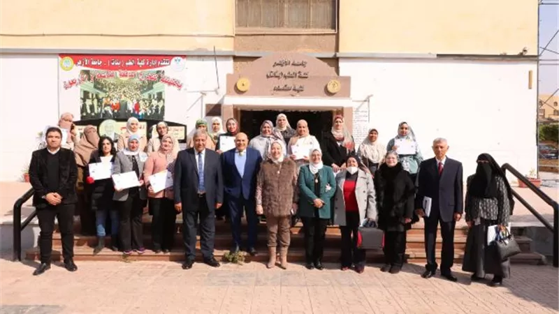 تخريج الدفعة الأولى من الحاصلين على شهادة الصحة الإلكترونية بطب