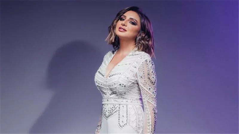 خليني شويه معاك .. أنغام تشوق جمهورها لأغنية عيد الحب