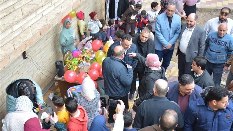 نائب محافظ الدقهلية يتابع القوافل الطبية بقرية الفروسات بالمنزلة