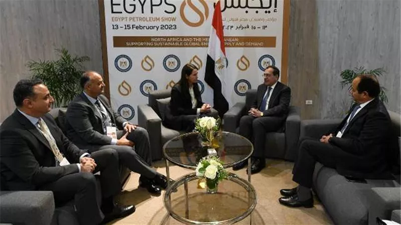 ٦ شركات عالمية تعرب عن تطلعها لتعزيز حجم أعمالها في صناعة البترول