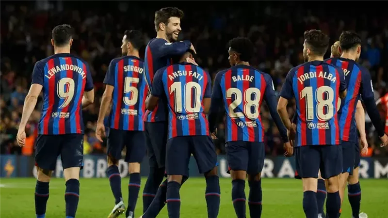 ليفربول يبدأ مفاوضات التعاقد مع نجم برشلونة