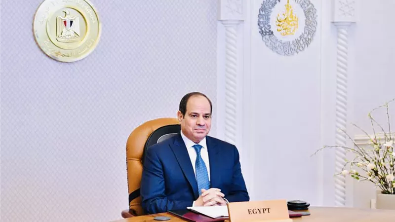 السيسي: الأزمة الاقتصادية الدولية تستلزم إيجاد موارد تمويلية جديد