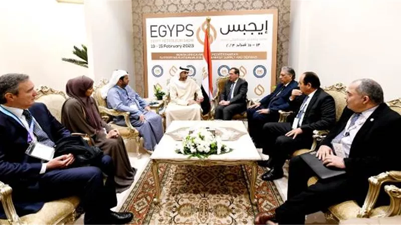 الملا يبحث مع رئيس مبادلة الإماراتية خفض الانبعاثات لتأمين الطاقة