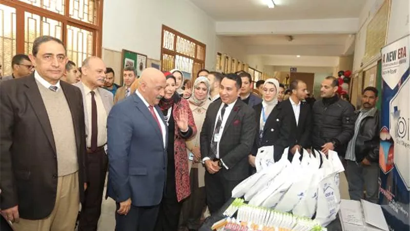 رئيس جامعة الزقازيق يؤكد الحرص على تنظيم ملتقيات توظيف سنوية