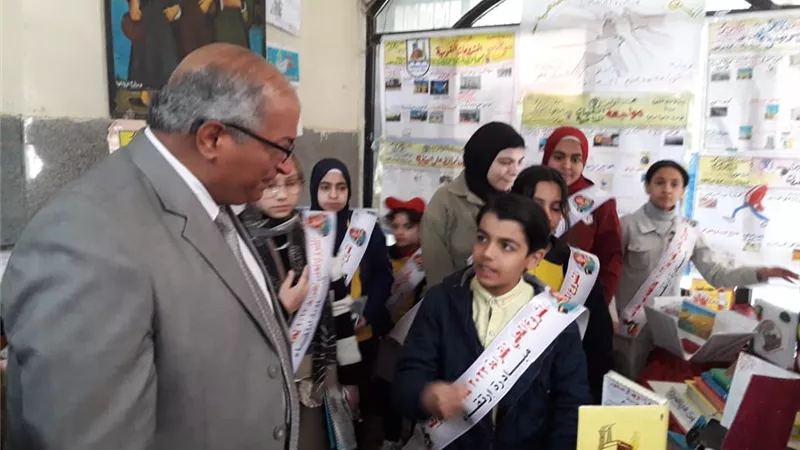 عبد التواب يتابع ورشة عمل ومعرض مبادرة المشروع الوطني للقراءة