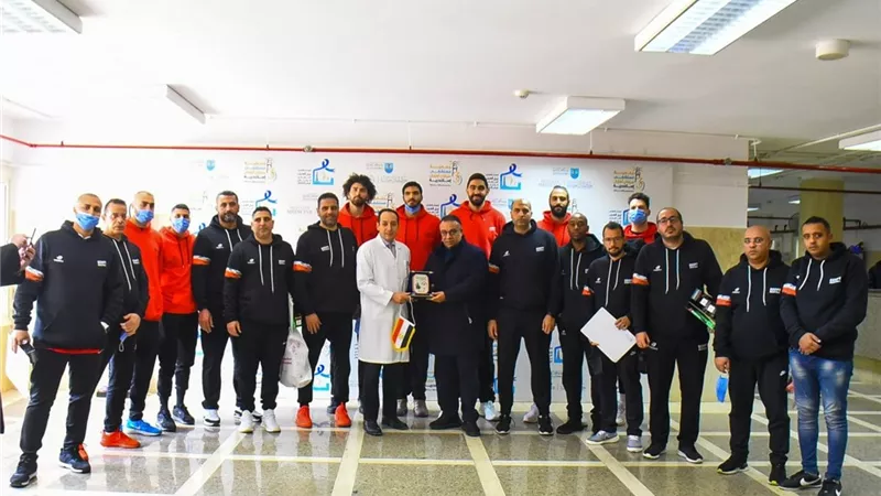 منتخب السلة يزور مستشفى سرطان الأطفال بالإسكندرية
