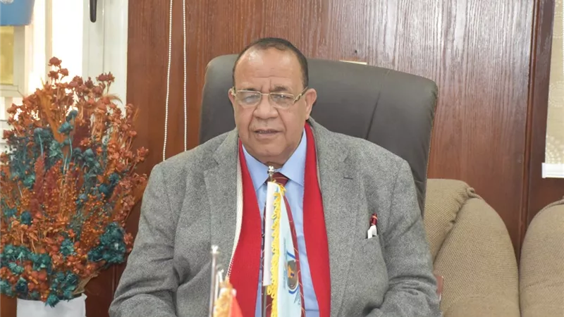 اطلاق اسم الدكتور حمدى حسين على قاعة المؤتمرات بطب الاقصر