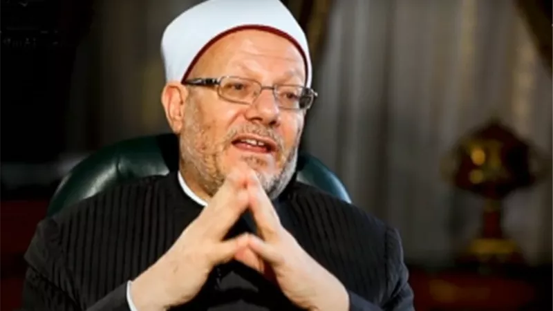 المفتى: الصلاة بخشوع تؤثر على نفسية الفرد.. وصيام التطوع يترك فى هذه الحالة