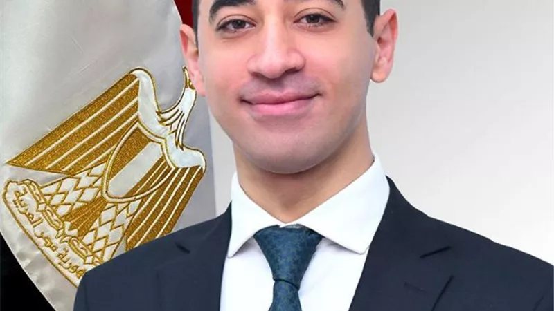 صبحي يصدر قراراً بتجديد تعيين معاون الوزير للسياسات