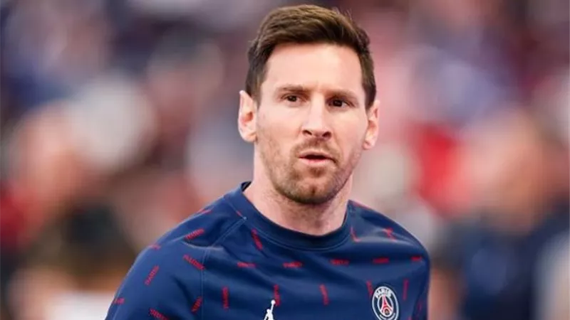 هل يعود ميسى الى برشلونة مرة أخرى ؟ .. والده يحسمها