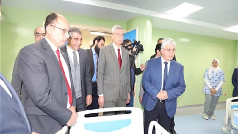 أيمن عاشور: تخصيص 8 أفدنة جديدة كإمتداد لمستشفى بدر الجامعي