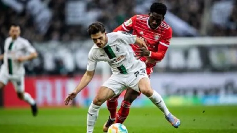 بايرن ميونخ يخسر أمام بوروسيا مونشنجلادباخ 3/2 بالدوري الألماني