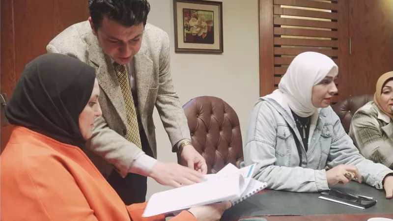 أمانة المرأة بمراكز الشرقية تناقش (ورقة وطن)