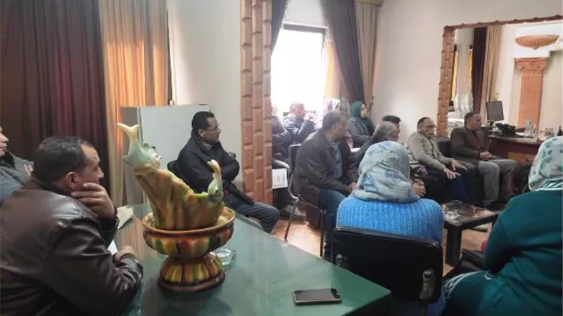 أبوالفتوح يترأس اجتماعا لمديري إدارات وأقسام ثان الزقازيق