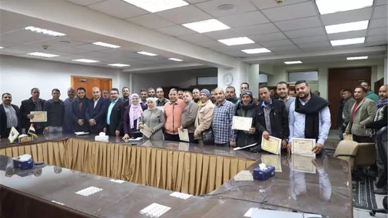 تكريم المحصلين و مكاتب الإيرادات المتميزين بمياه بنى سويف