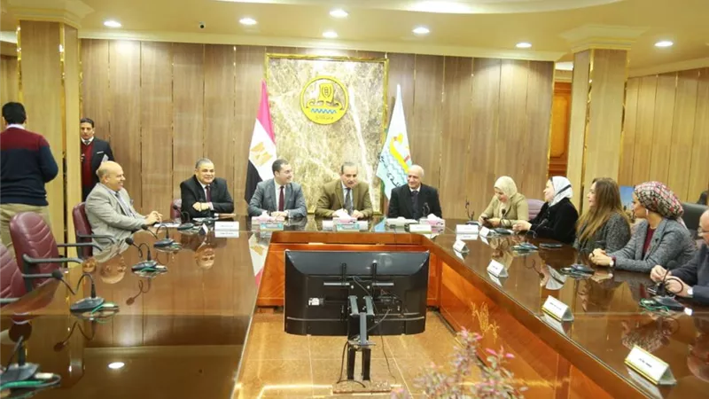 محافظ كفرالشيخ يستقبل وفد لجنة التعليم والبحث العلمى بمجلس النواب
