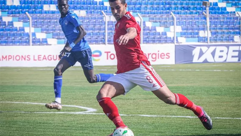 يوسف: الأهلي سيعبر دور المجموعات والزمالك دائمًا يبدأ بشكل سيء