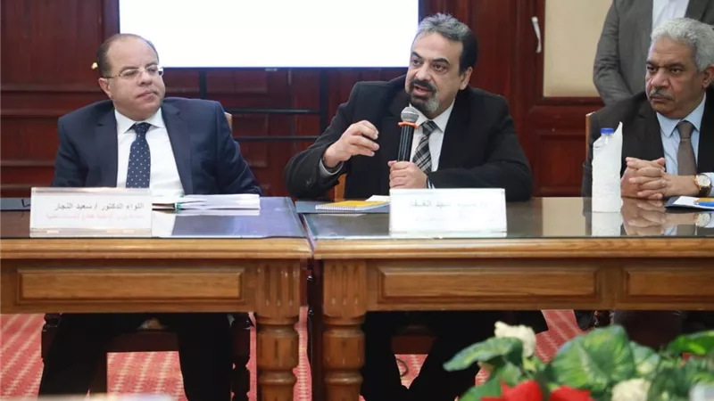 عبد الغفار: المجلس الصحي المصري من شأنه تحقيق أعلى درجات الأمان للمرضى
