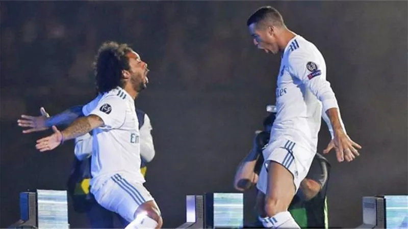حقيقة اقتراب مارسيلو من مزاملة رونالدو في النصر السعودي