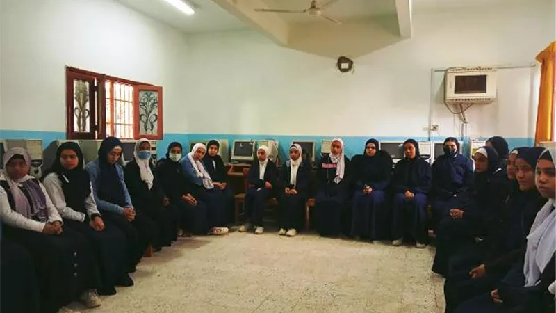 ثقافة السويس تناقش دور المرأة في تنمية المجتمع بمدرسة السويس