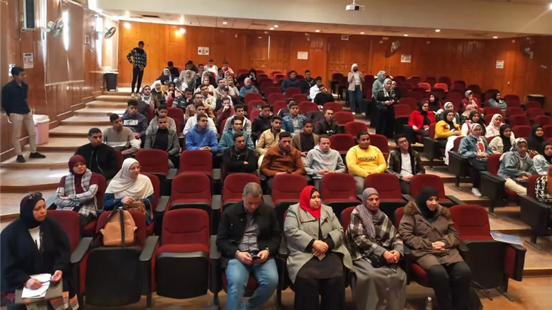 كلية زراعة الفيوم تنظم ندوة بعنوان 