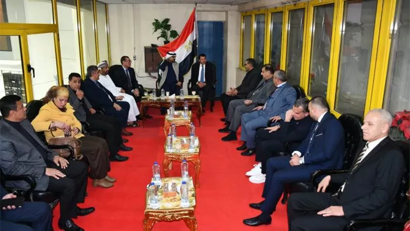 وزير الرياضة يلتقي رئيس الاتحاد العربي للكرة الطائرة