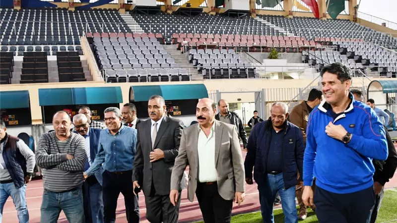 أشرف عطية يلتقى اللاعبين والجهاز الفنى ومجلس إدارة نادى أسوان
