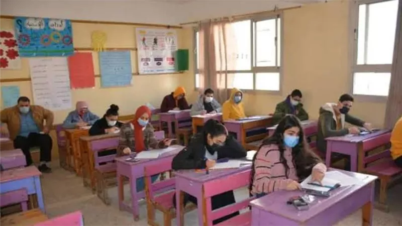 ننشر الاجزاء المخصصة للإطلاع فقط باللغة الإنجليزية لكل الصفوف