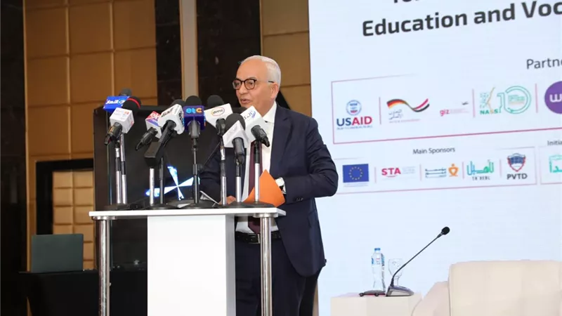 حجازي يشارك في فعاليات الدورة الثانية للمعرض الدولي للتعليم الفني