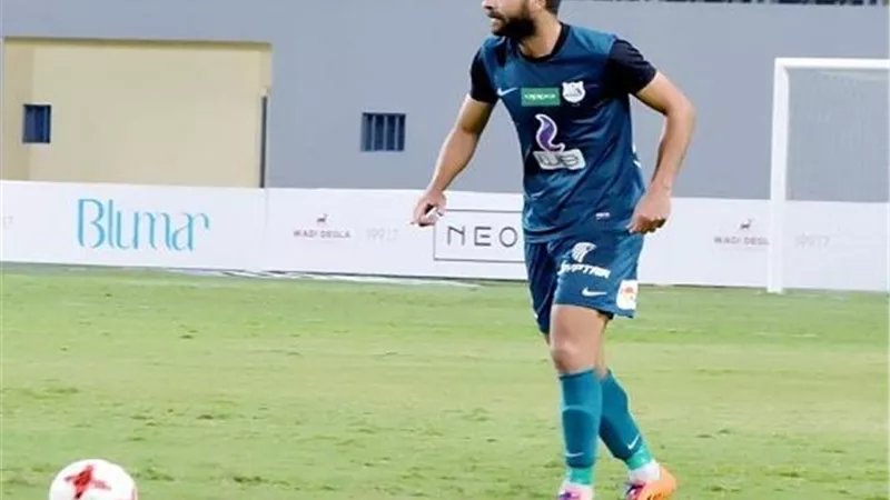 عمرو الحلواني يعلن اعتزاله قبل مواجهة الاهلى