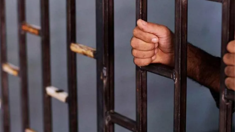 المشدد 15 عاما لعاطل شرع فى قتل 4 مزارعين بالشرقية