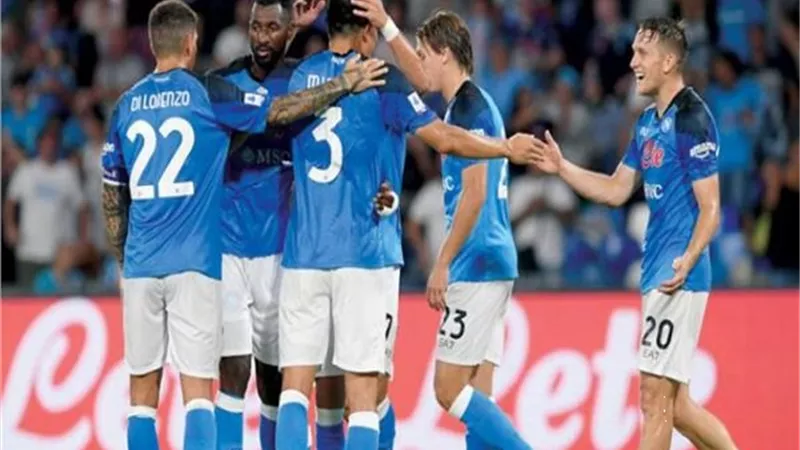 تشكيل نابولي في مواجهة آينتراخت بدوري الأبطال