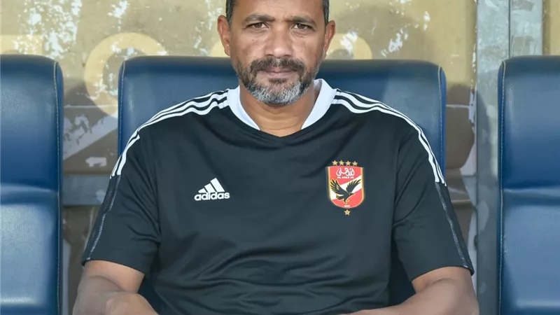 مدرب الاهلى يكشف تفاصيل خناقة كهربا مع شادي حسين