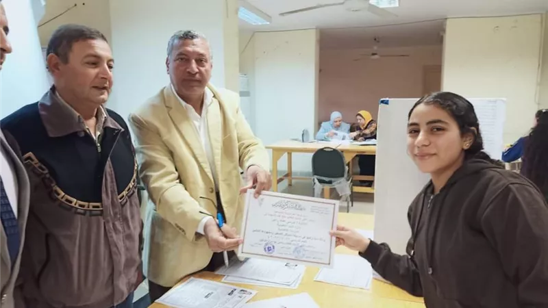 تعليم المنيا تكرم الفائزين في مسابقة المبتكر الصغير ونجوم المكتبة
