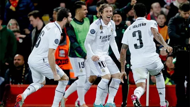 فرديناند: ريال مدريد محتفظ بقوته رغم تقدم لاعبيه في السن