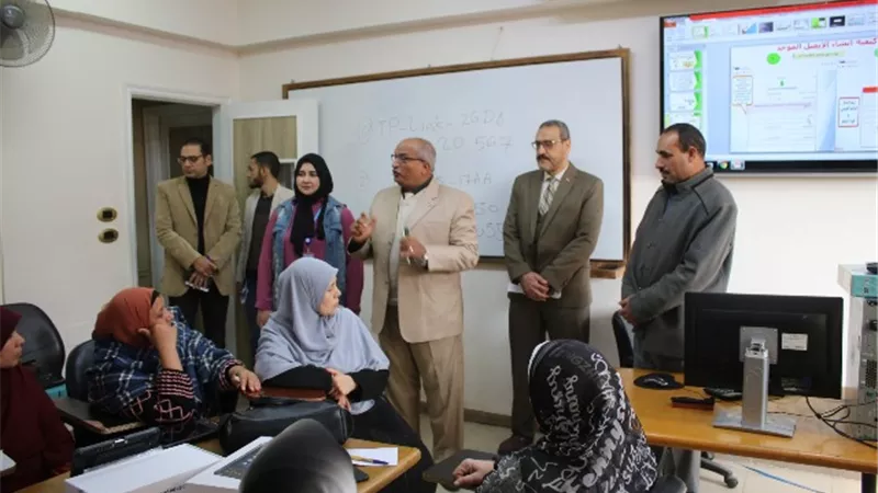 تدريب 850 معلمة وموجهة بالتعليم المجتمعي ببنى سويف