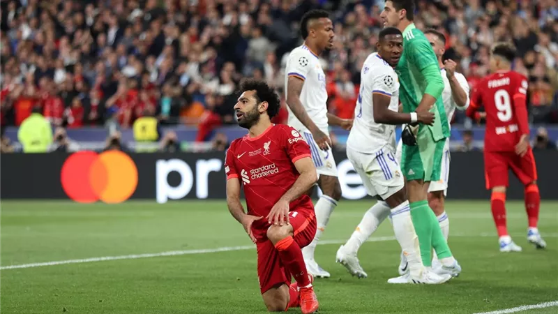 رغم الهزيمة القاسية.. أرقام قياسية لمحمد صلاح أمام ريال مدريد