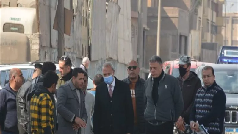 جولة تفقدية لمحافظ القليوبية بغرب وشرق شبرا الخيمة.. صور
