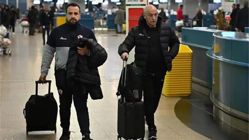 بعثة الزمالك تصل تونس استعدادا لمواجهة الترجي بدوري أبطال أفريقيا