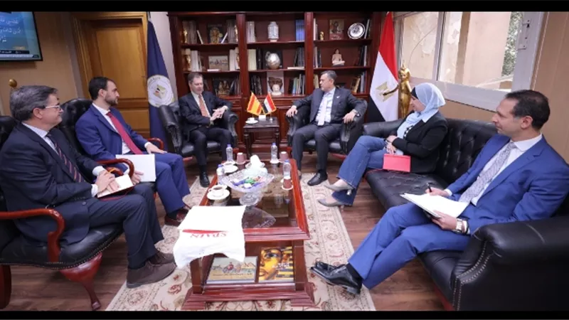 مباحثات مصرية-اسبانية لتعزيز التعاون السياحي والأثري بين البلدين