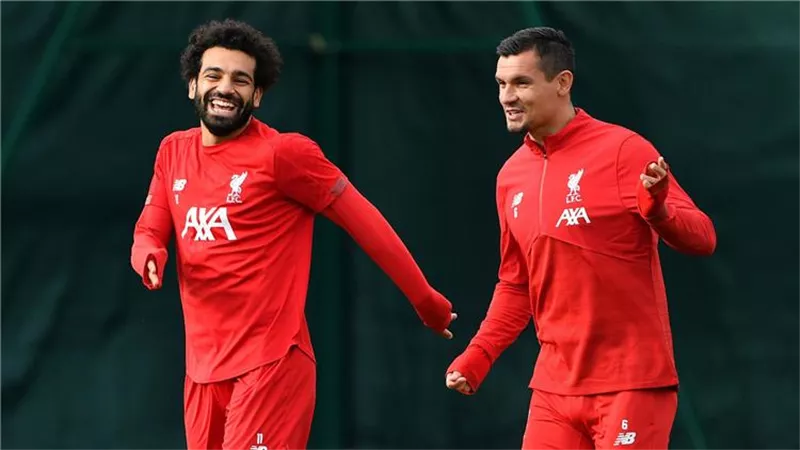 رسميا .. راموس وصديق صلاح يعلنان اعتزال اللعب دوليا