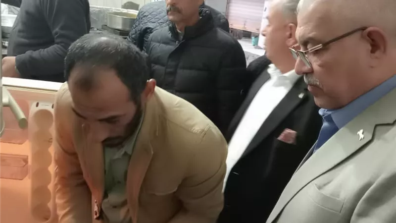 حملات تفتيش مكبرةعلى المطاعم والمحلات فى الزقازيق