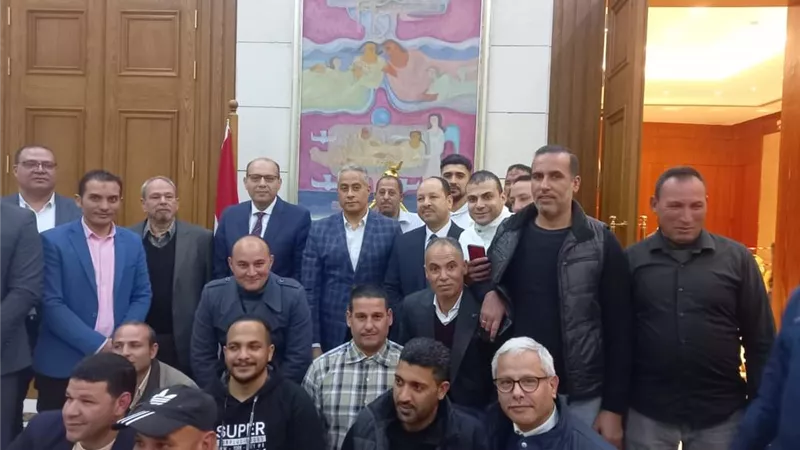 وزيرالقوى العاملةللمصريين بالأردن:الدولةمستمرة بحمايتكم ورعايتكم