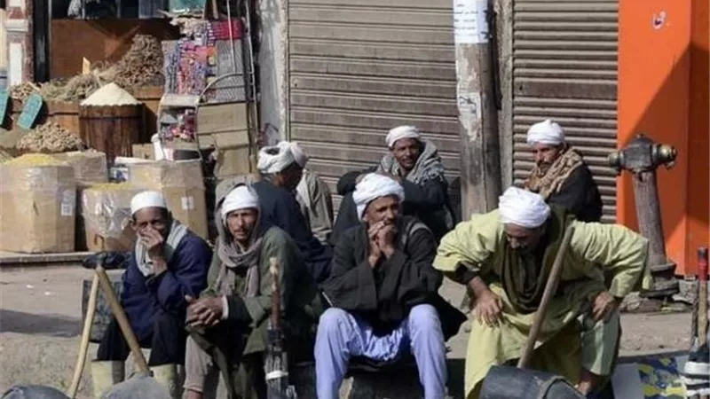 كيفية حصول العمالة غير المنتظمة على معاش شهري