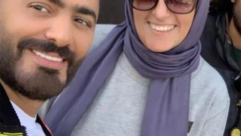 مخرجة فيلم تامر حسنى تعتذر عن إثارة الجدل بعد إنسحاب مى عمر